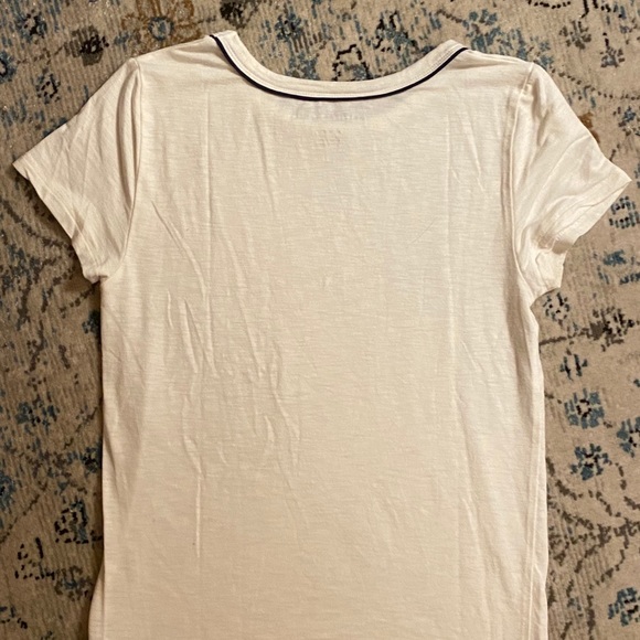 American Eagle white t-shirt - Picture 4 of 4